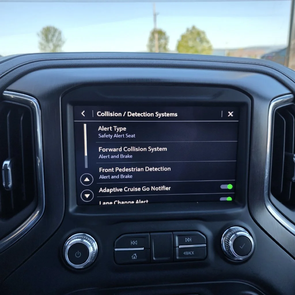 Used 2022 ONYX BLACK GMC AT4 image 13