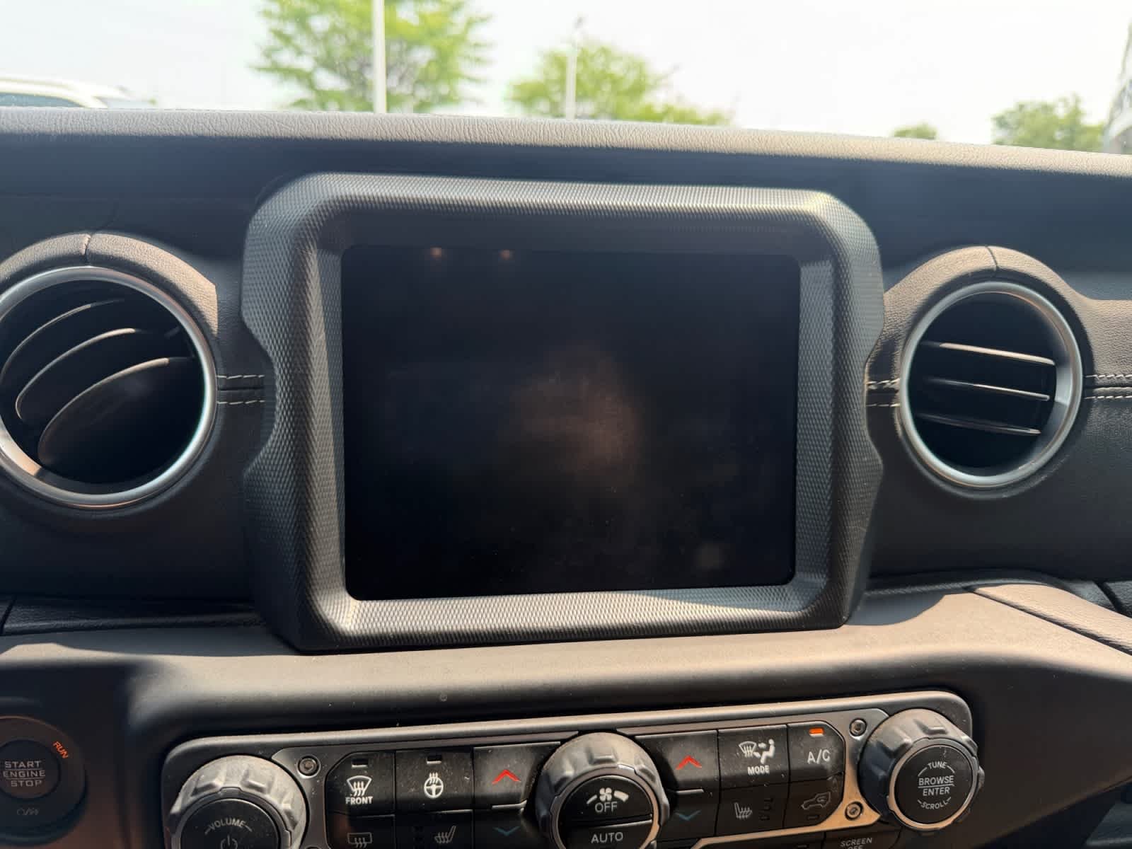 Used 2023 Black Clearcoat Jeep Sahara image 23