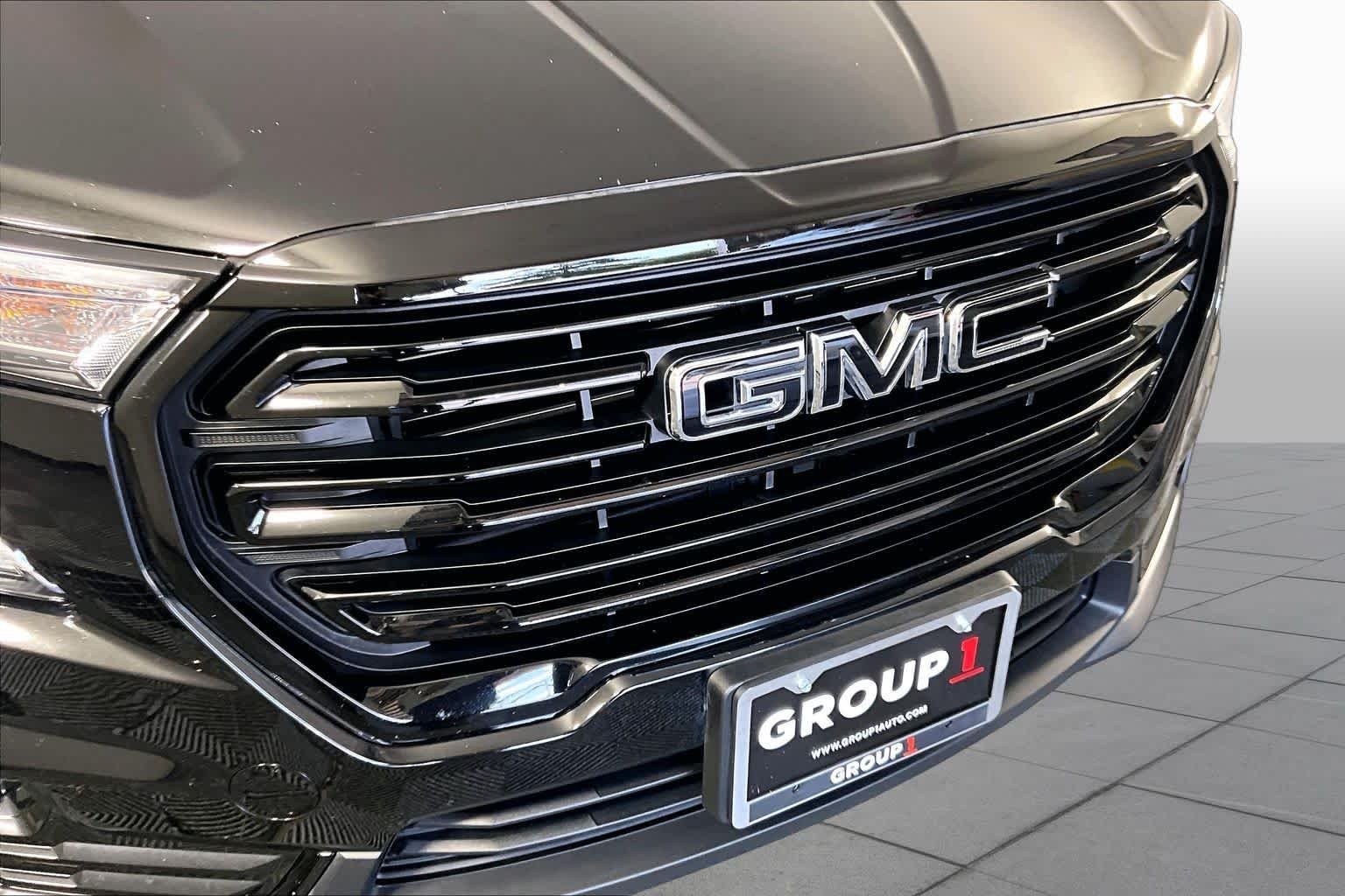 2024 GMC Terrain SLT - Photo 29