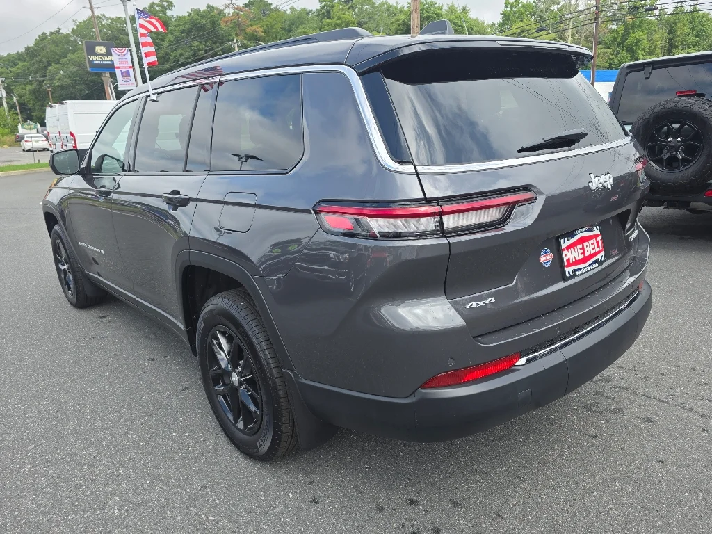 Used 2026 Baltic Grey Metallic Clear Coat Jeep Laredo image 13