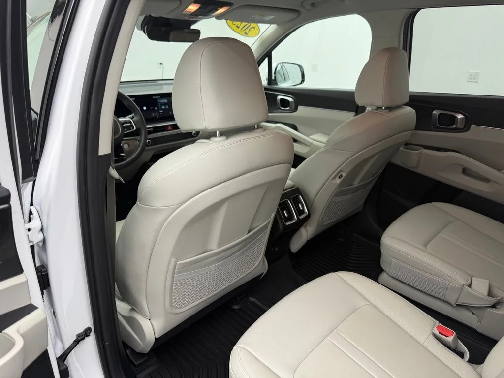 Used 2025 White Kia EX image 37