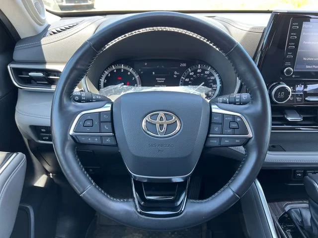 Used 2021 Midnight Black Metallic Toyota Limited image 19