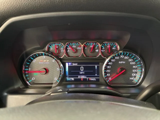 Certified Used 2018 SILVER ICE METALLIC Chevrolet LT image 25