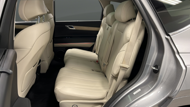 Used 2022 Savile Silver Genesis 2.5T image 24
