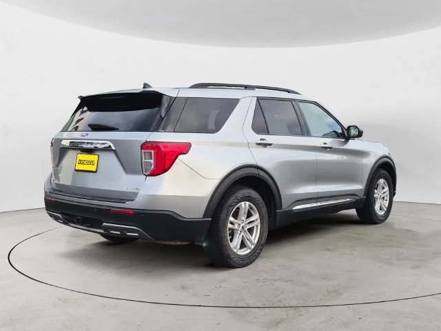 Used 2022 Silver Metallic Ford XLT image 5