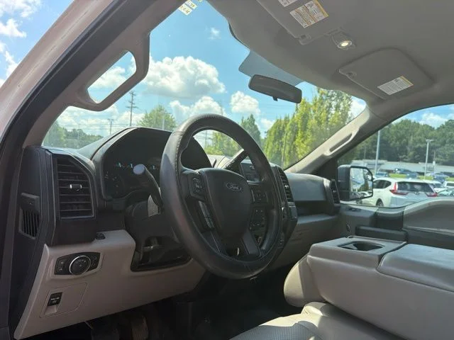 Used 2018 Oxford White Ford XL image 11
