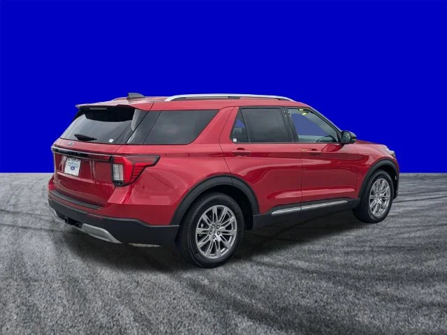 New 2026 Rapid Red Metallic Tinted Clearcoat Ford Platinum™ image 4