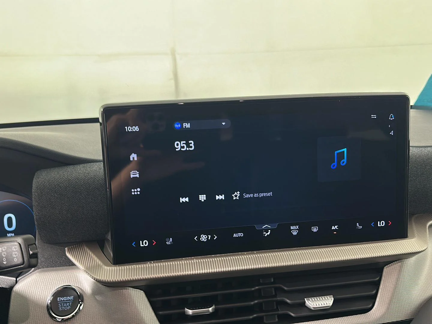 New 2027 Avalanche Gray Ford Active image 18