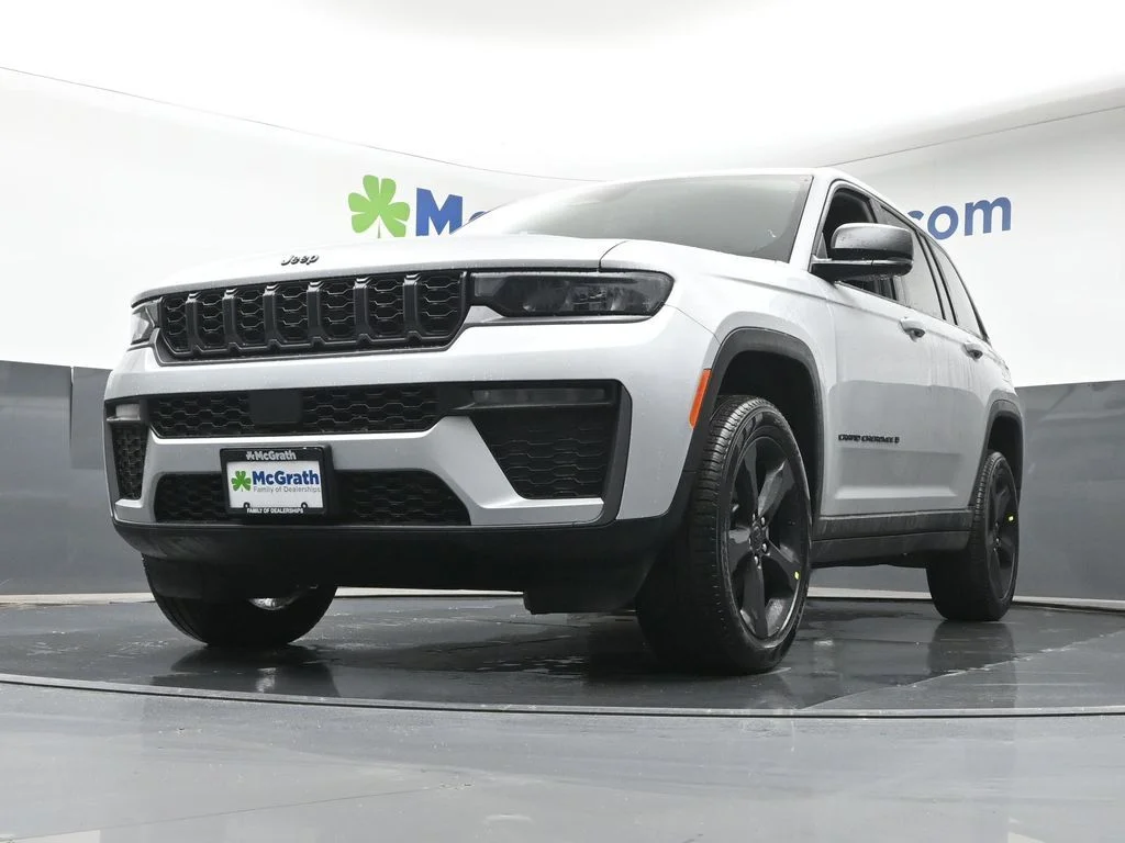 New 2026 Silver Jeep Limited image 7