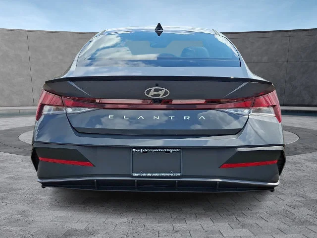 New 2026 Gray Hyundai SEL Sport image 6