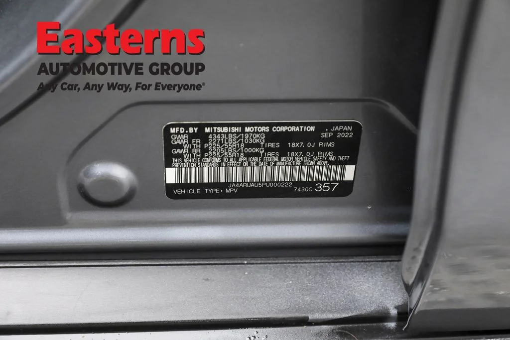 Used 2023 Gray Mitsubishi 2.0 SE image 34