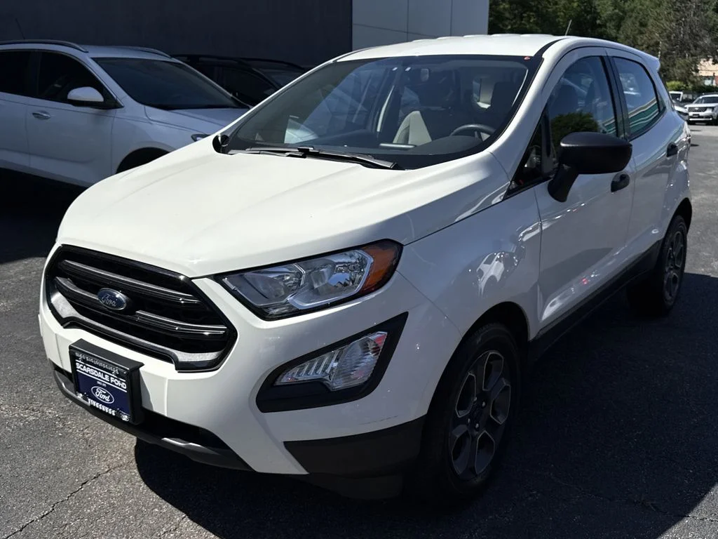 Used 2020 Diamond White Ford S image 8