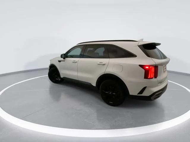 Used 2023 White Kia SX image 4