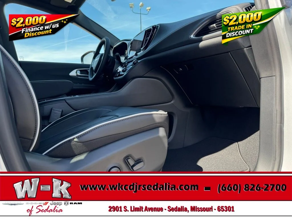 2026 Chrysler Pacifica Limited - Photo 27