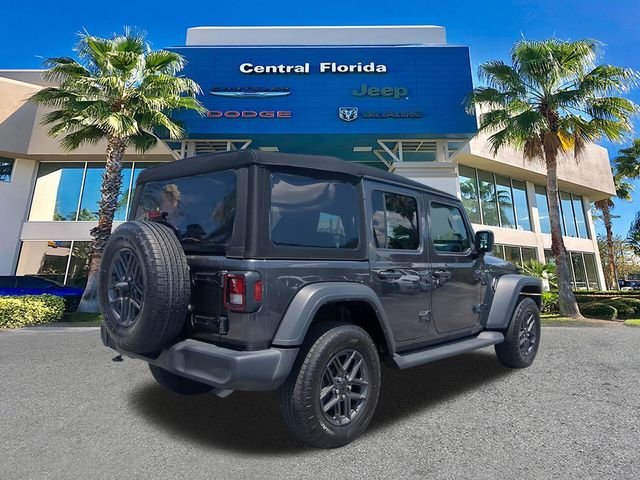 Used 2024 Gray Jeep Sport S image 5