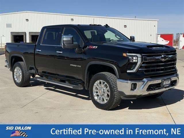 Used 2025 Black Chevrolet LTZ image 12