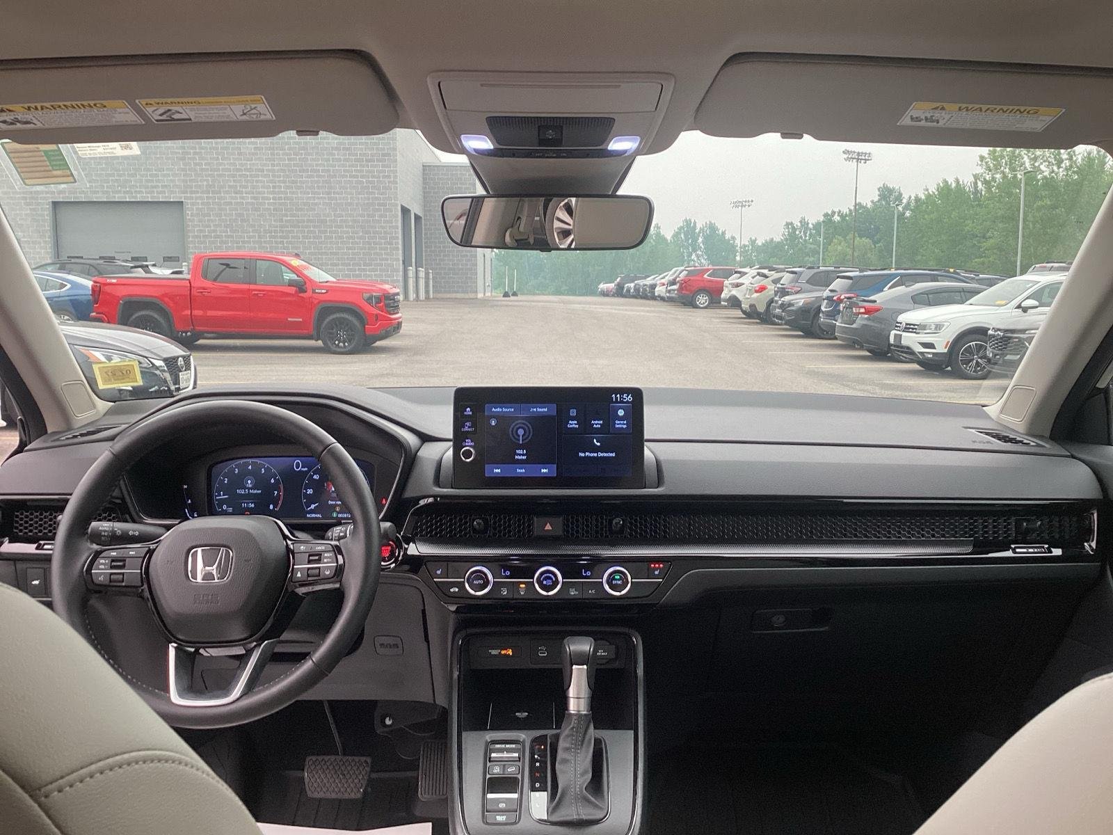 Used 2026 Crystal Black Pearl Honda EX-L image 28
