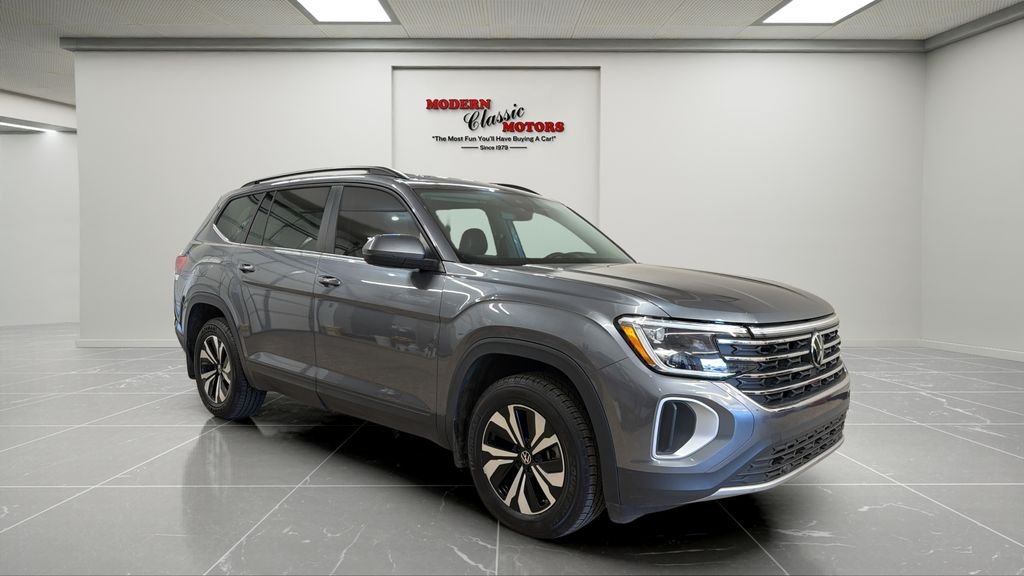 2024 Volkswagen Atlas 2.0T SE's photo