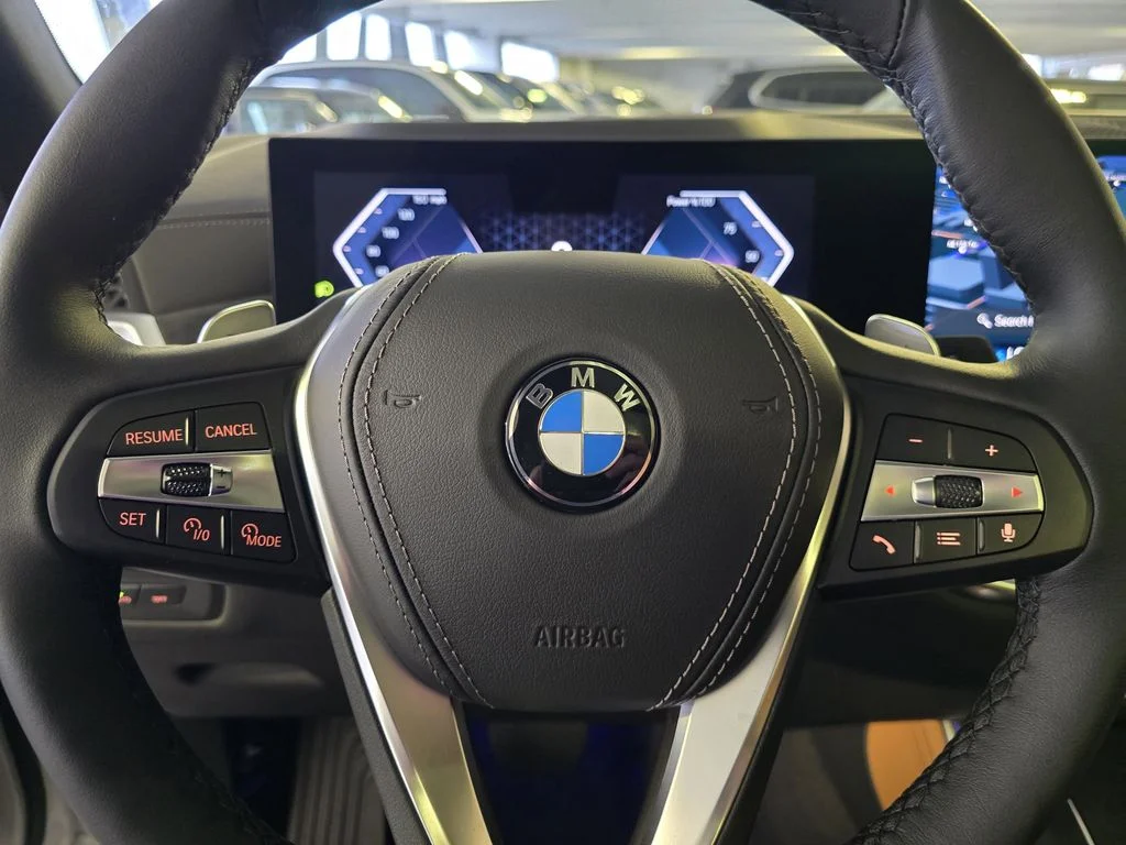 Used 2026 White BMW sDrive40i image 22
