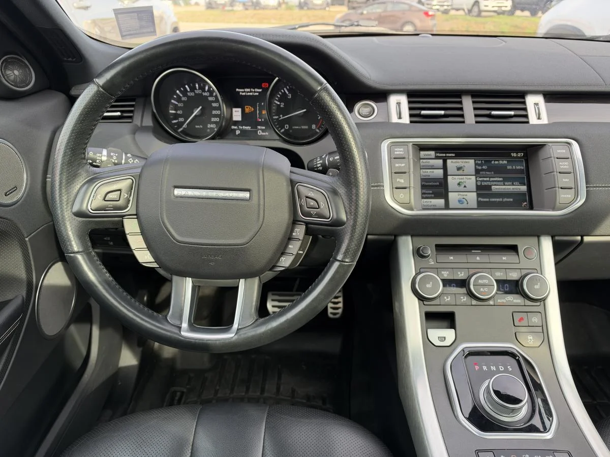 Used 2015 Orange Land Rover Dynamic Premium 5 image 21