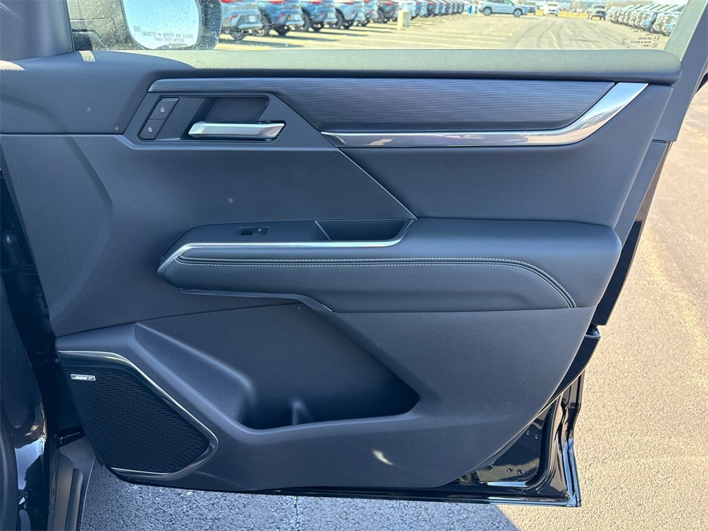 2026 GMC ACADIA - Image 35