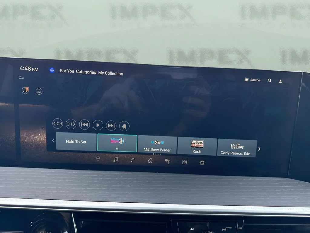 Used 2025 Blue INFINITI SENSORY image 21