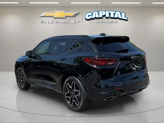Used 2023 Black Chevrolet RS image 4