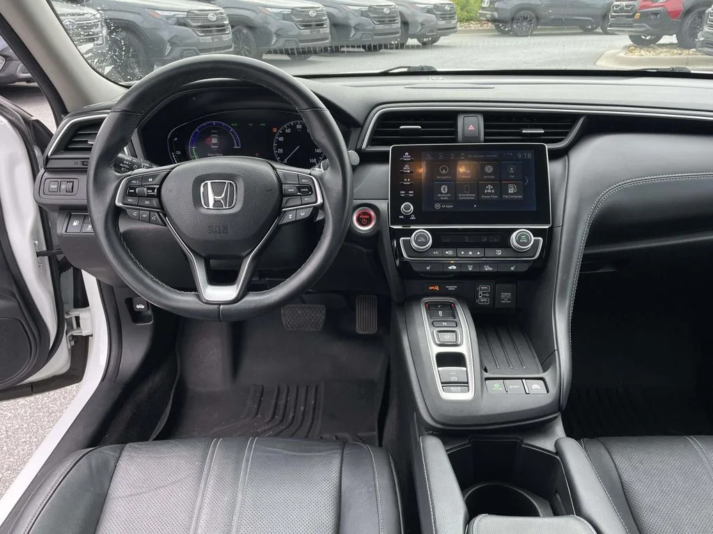 Used 2019 White Orchid Pearl Honda Touring image 4