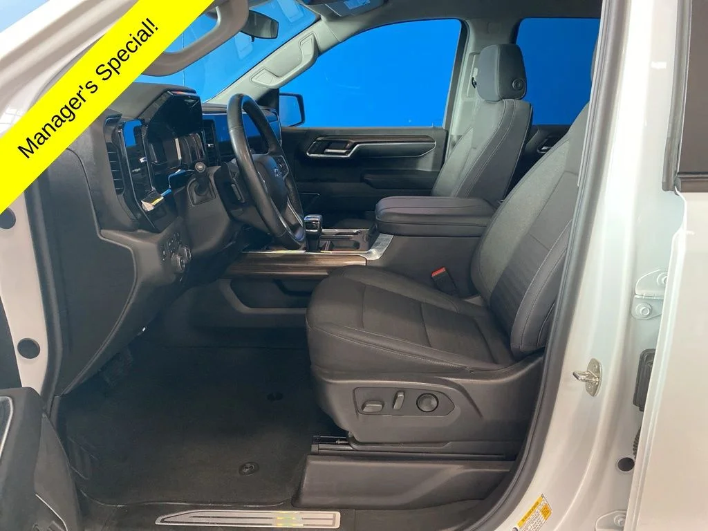 Used 2024 White Chevrolet LT Trail Boss image 10