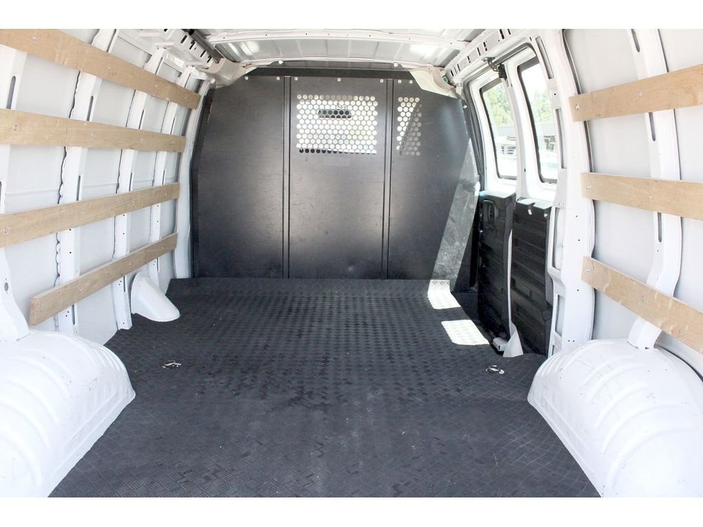 2023 Chevrolet Express Cargo Work Van - Photo 12