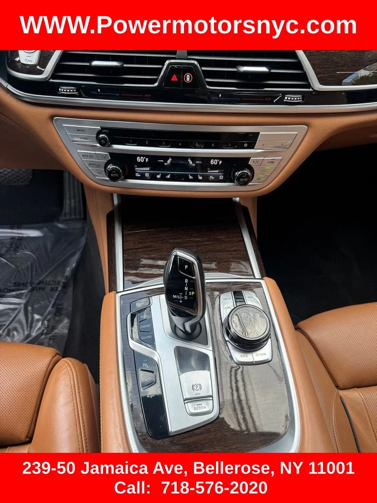 Used 2022 Blue BMW 750i xDrive image 34