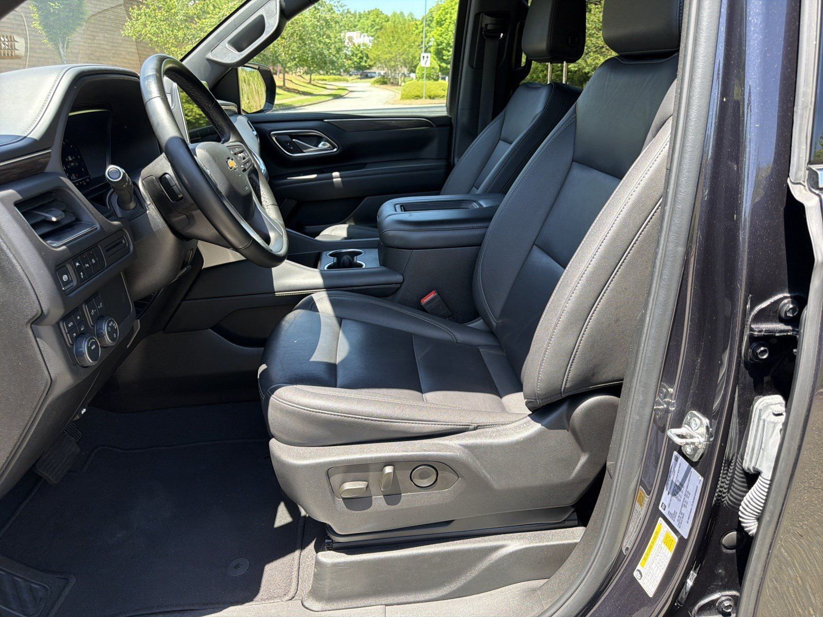 Used 2024 Dark Ash Metallic Chevrolet LT image 9