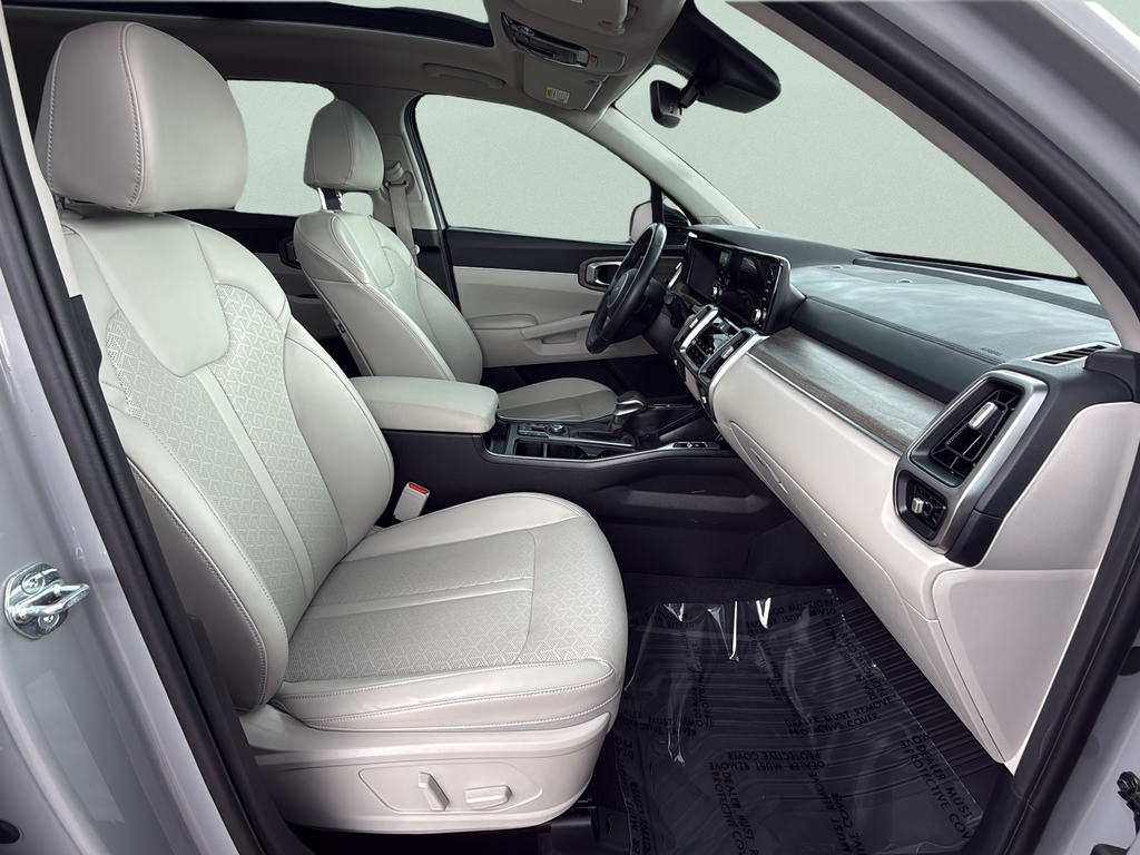 Used 2023 Wolf Gray Kia X-Line EX image 18