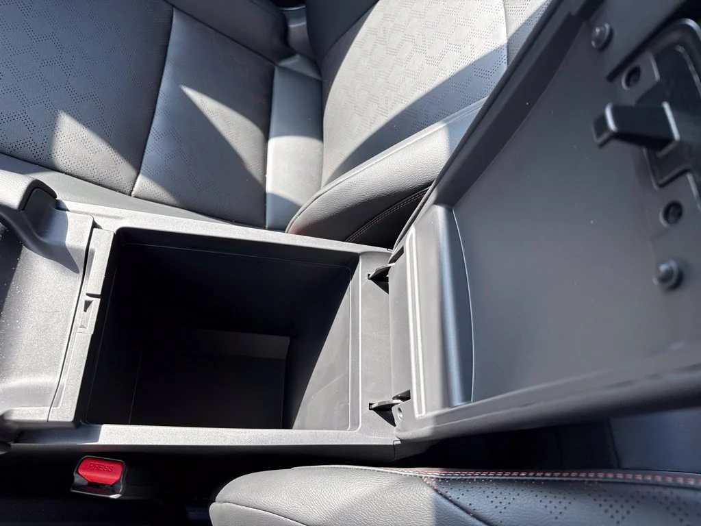 2026 Nissan Sentra SR - Photo 25