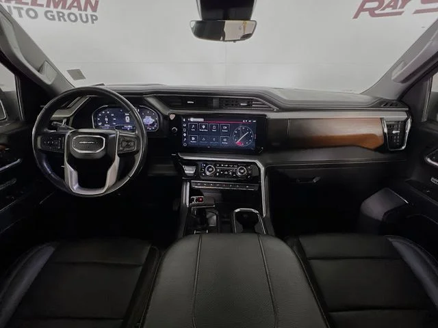 Used 2023 White GMC Denali image 24