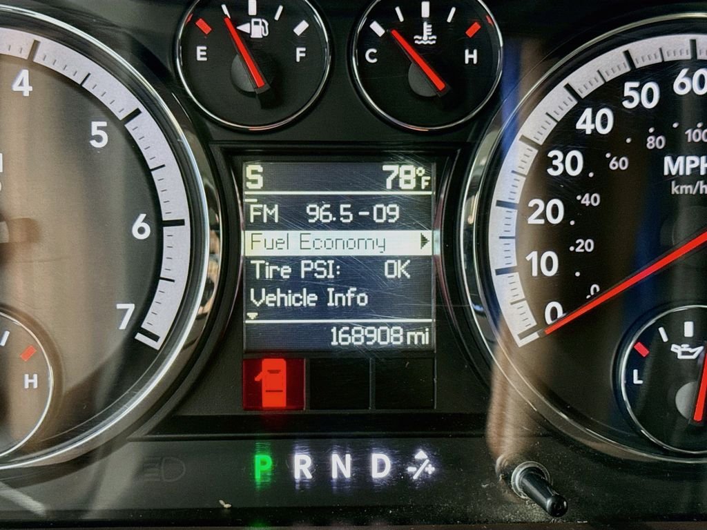 Used 2011 Brilliant Black Crystal Pearlcoat Dodge Big Horn image 17
