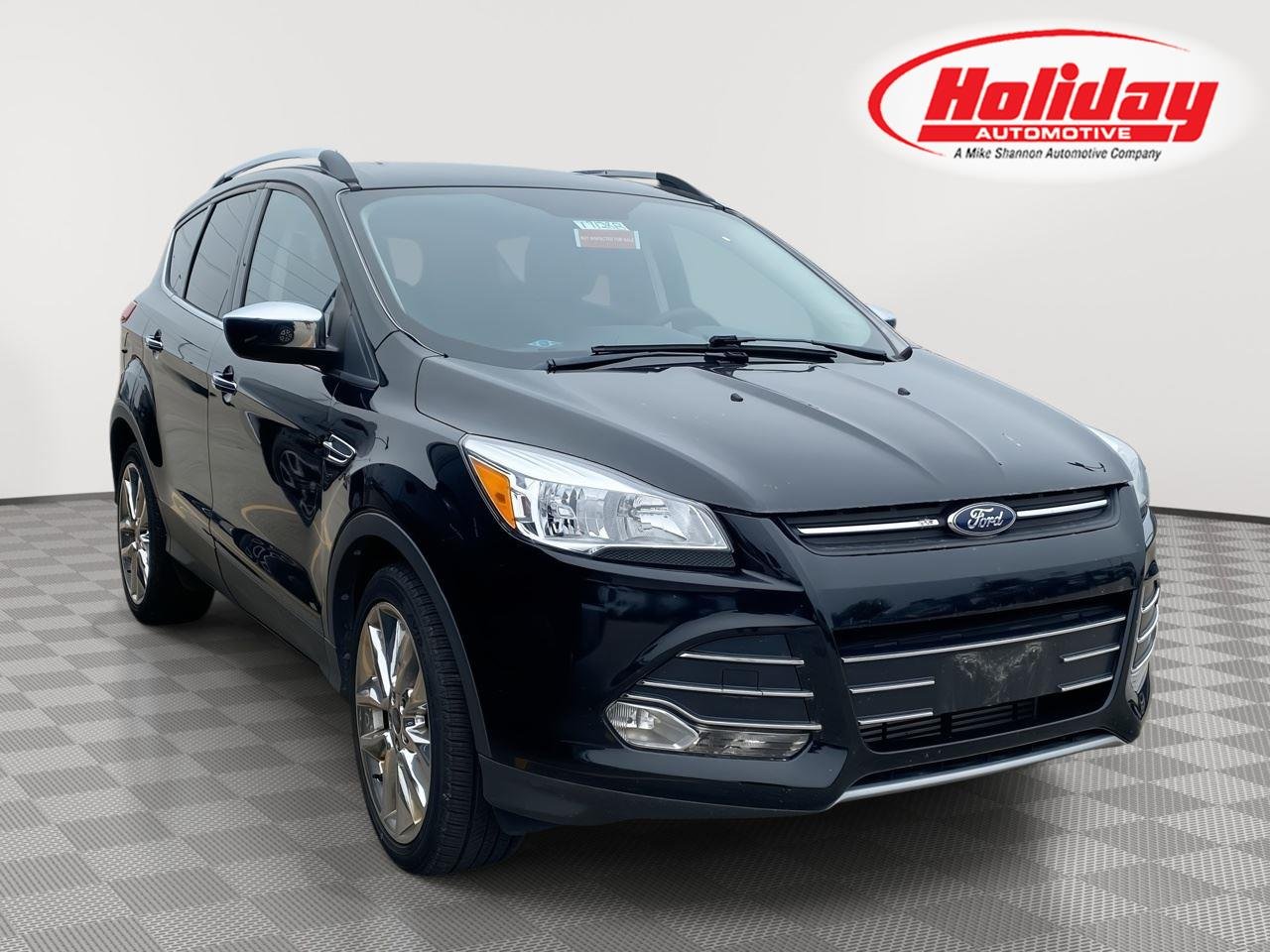 Used 2016 Shadow Black Ford SE image 1