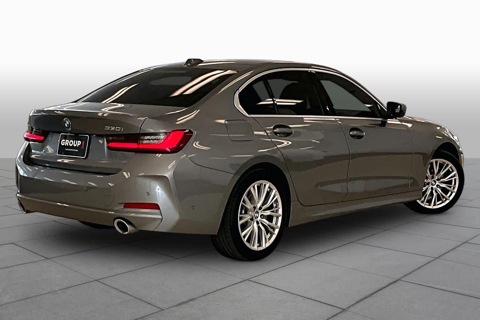 Used 2024 Skyscraper Grey Metallic BMW 330i image 11
