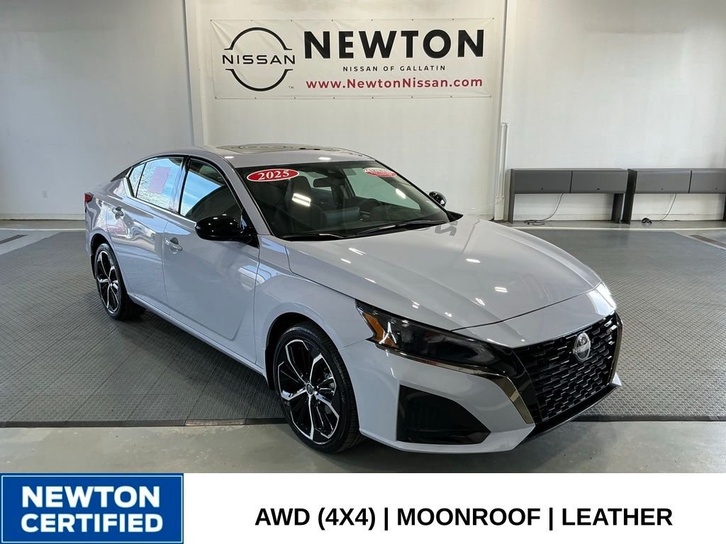 2025 Nissan Altima SR