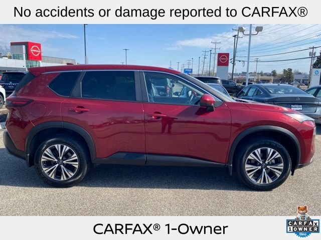 Used 2023 Red Nissan SV image 2