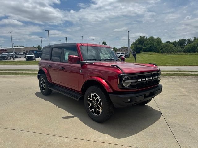 New 2026 Ruby Red Metallic Tinted Clearcoat Ford Outer Banks® image 32