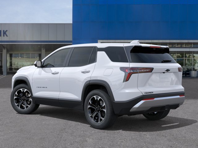 New 2027 Summit White Chevrolet LT image 3