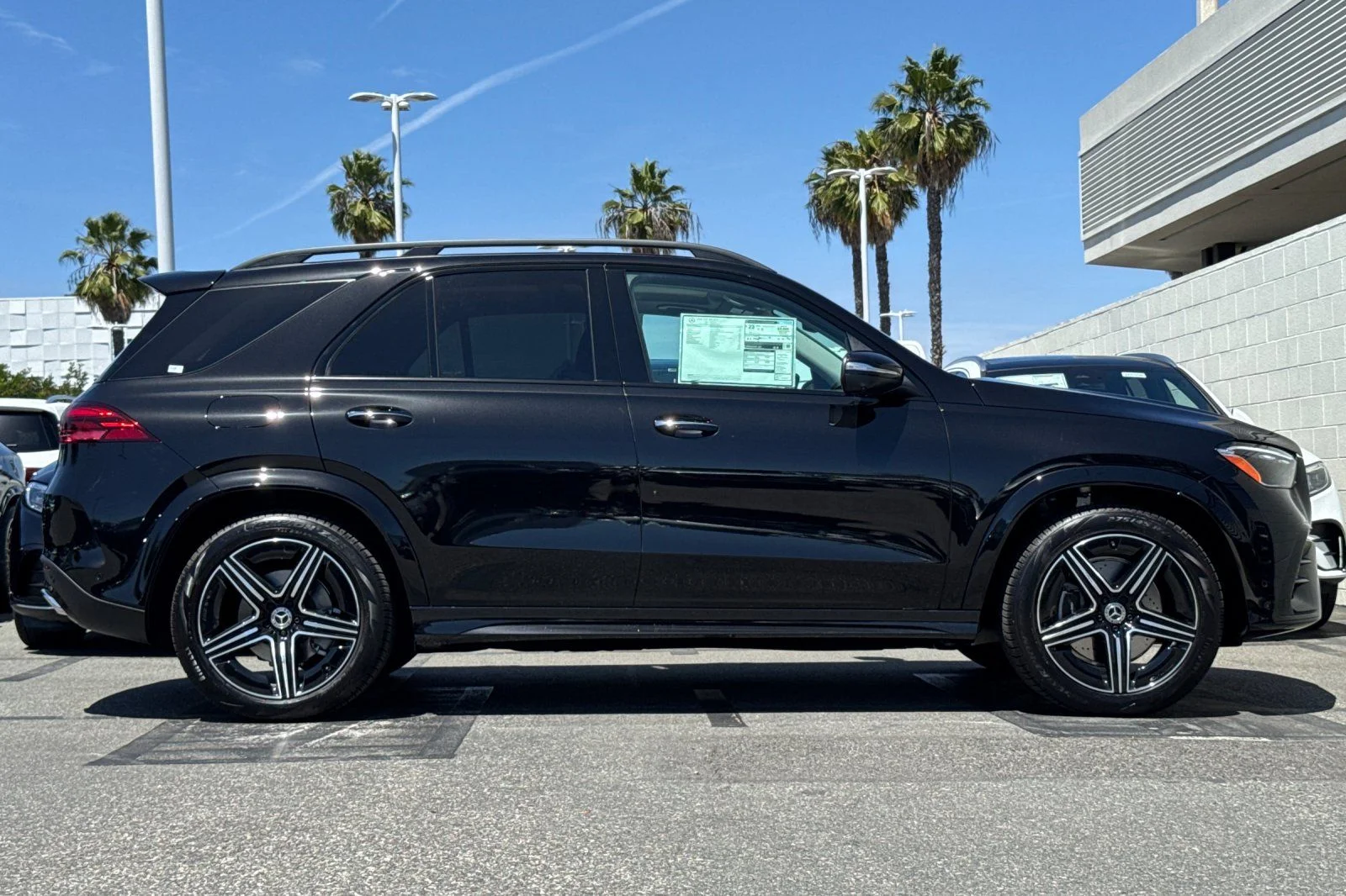 New 2026 Obsidian Black Metallic Mercedes-Benz GLE 350 image 4