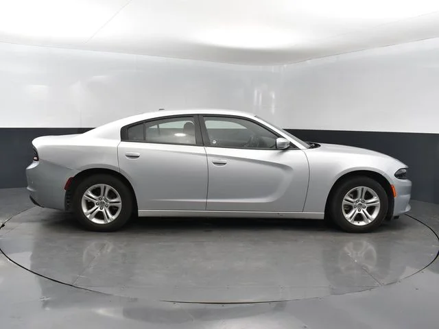 2022 Dodge Charger SXT - Photo 6