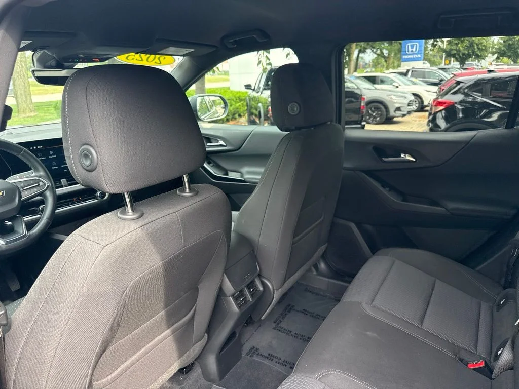 Used 2025 Sterling Gray Metallic Chevrolet LT image 13