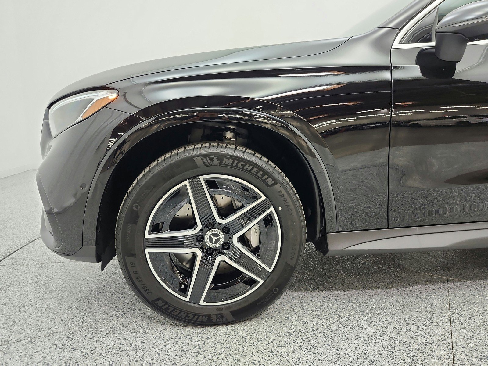 New 2026 Black Mercedes-Benz GLC 300 SUV image 44