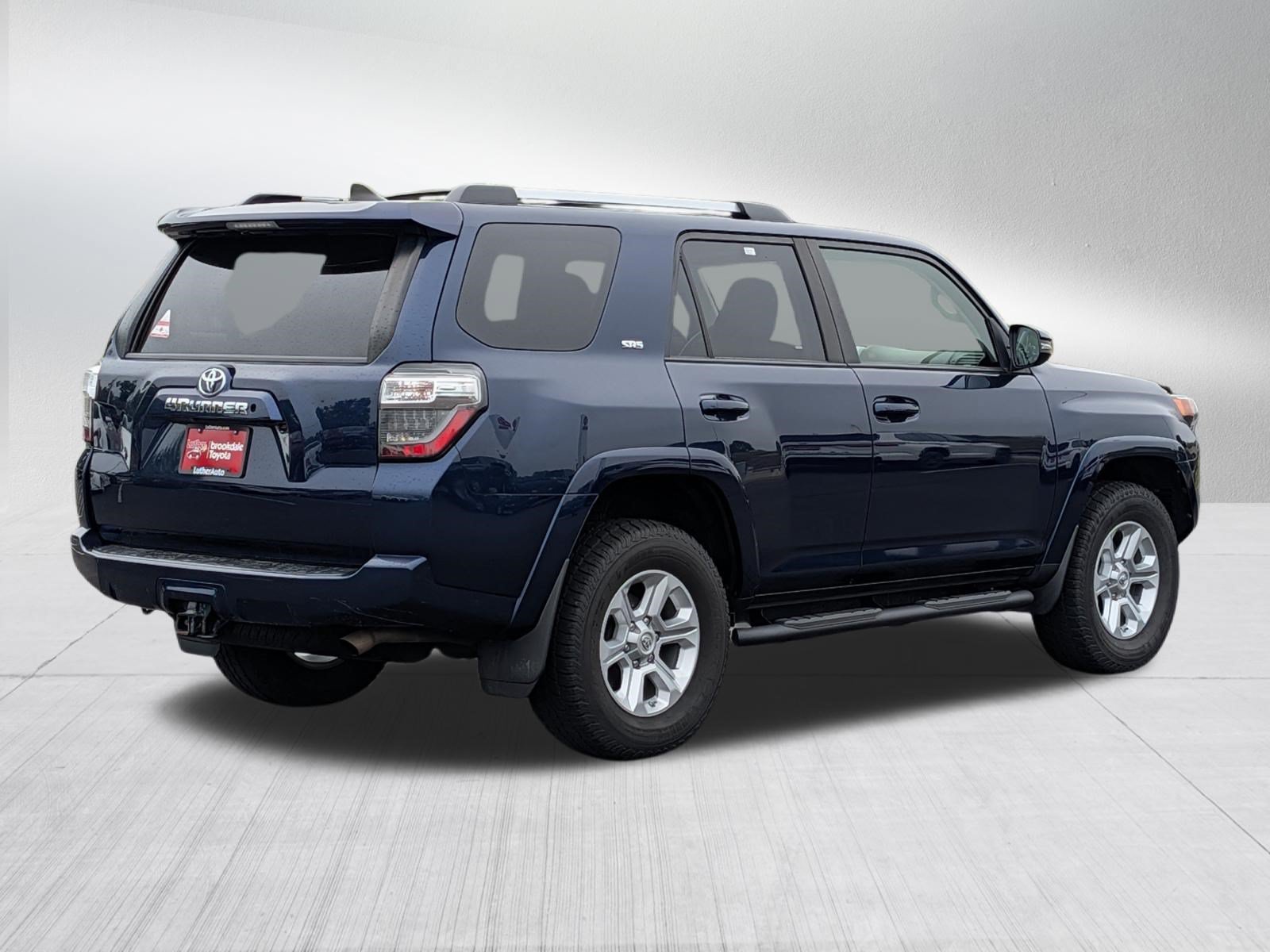 Certified Used 2019 Nautical Blue Metallic Toyota SR5 Premium image 7