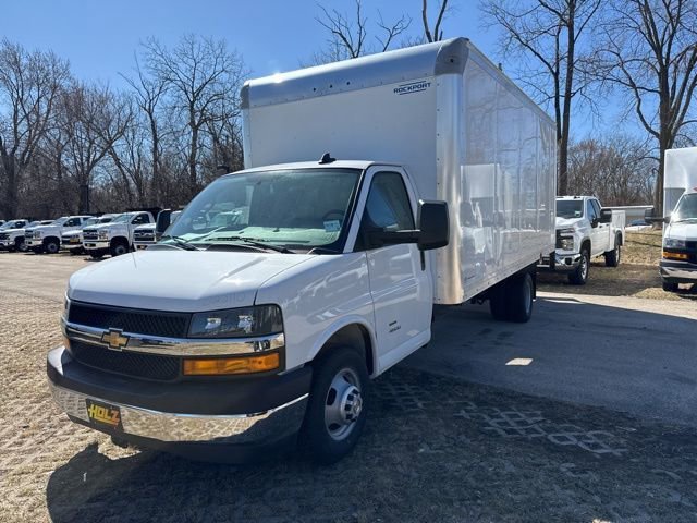 2025 Chevrolet Express 4500 177" WB's photo