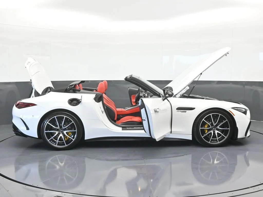 Used 2022 White Mercedes-Benz SL 63 AMG® image 82