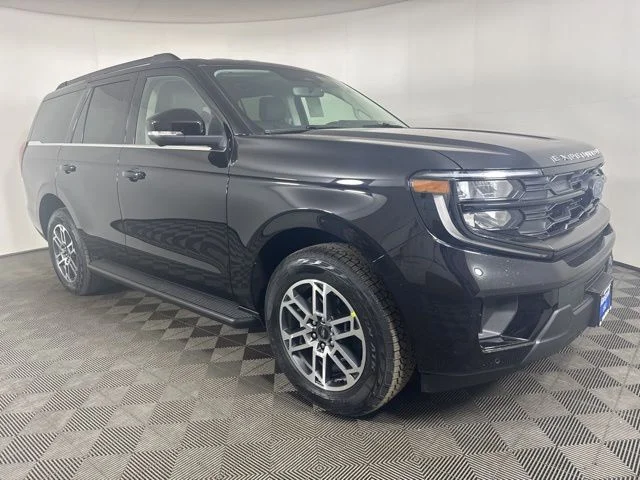 2026 Ford Expedition Active 4x4's photo